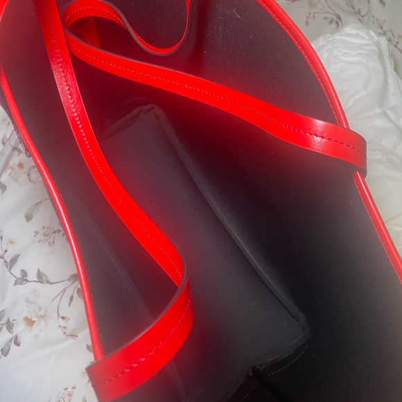 Versace Greca Canvas Tote 💎Rare Find💎 In Red and Blue. - Picture 6 of 11